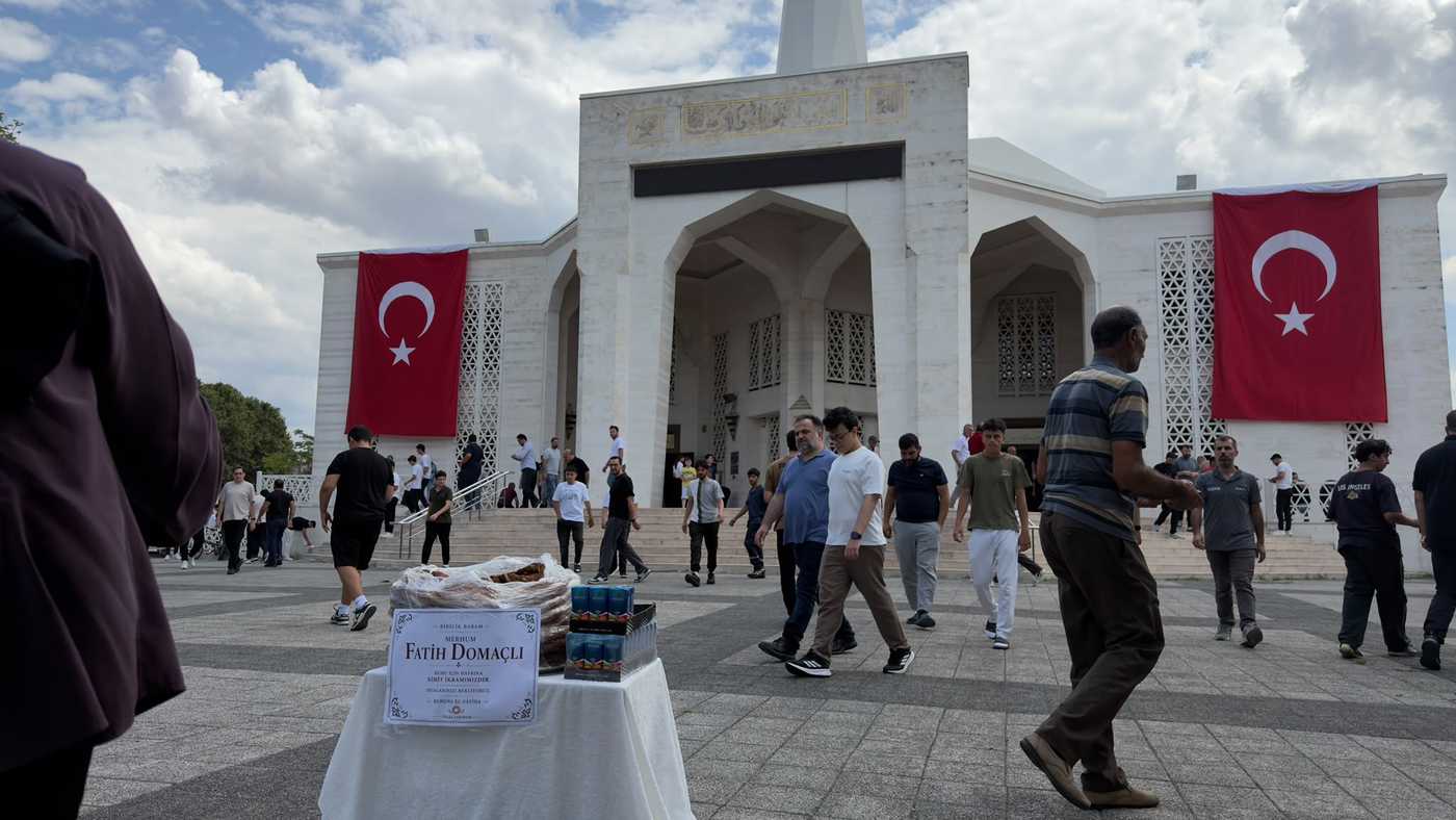 İstanbul hayır simidi ve meyve suyu dağıtımı organizasyonu