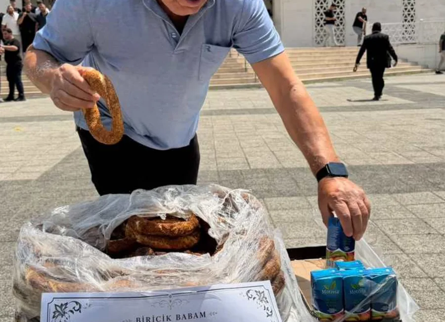 Simit + Meyve Suyu